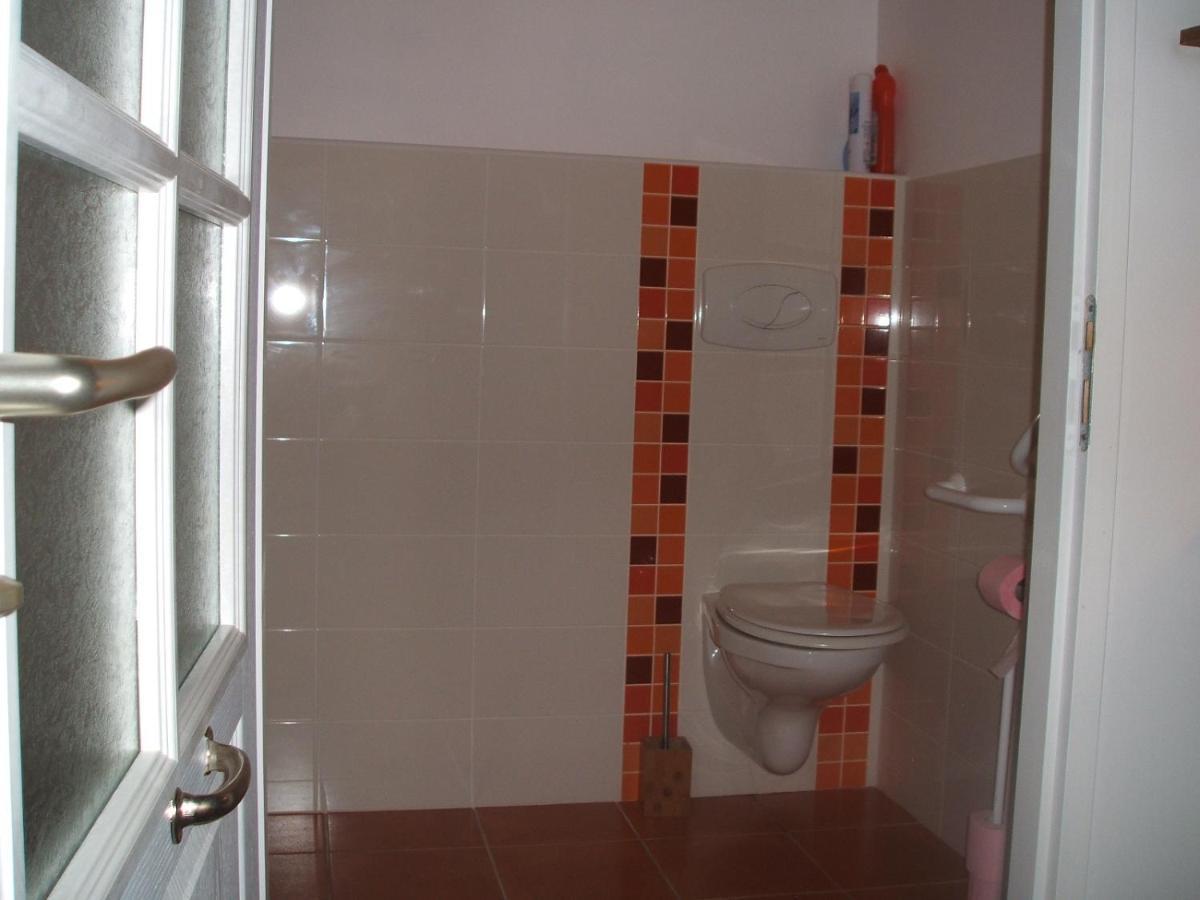Chambres d'hôtes La Charrière Cheffois Esterno foto