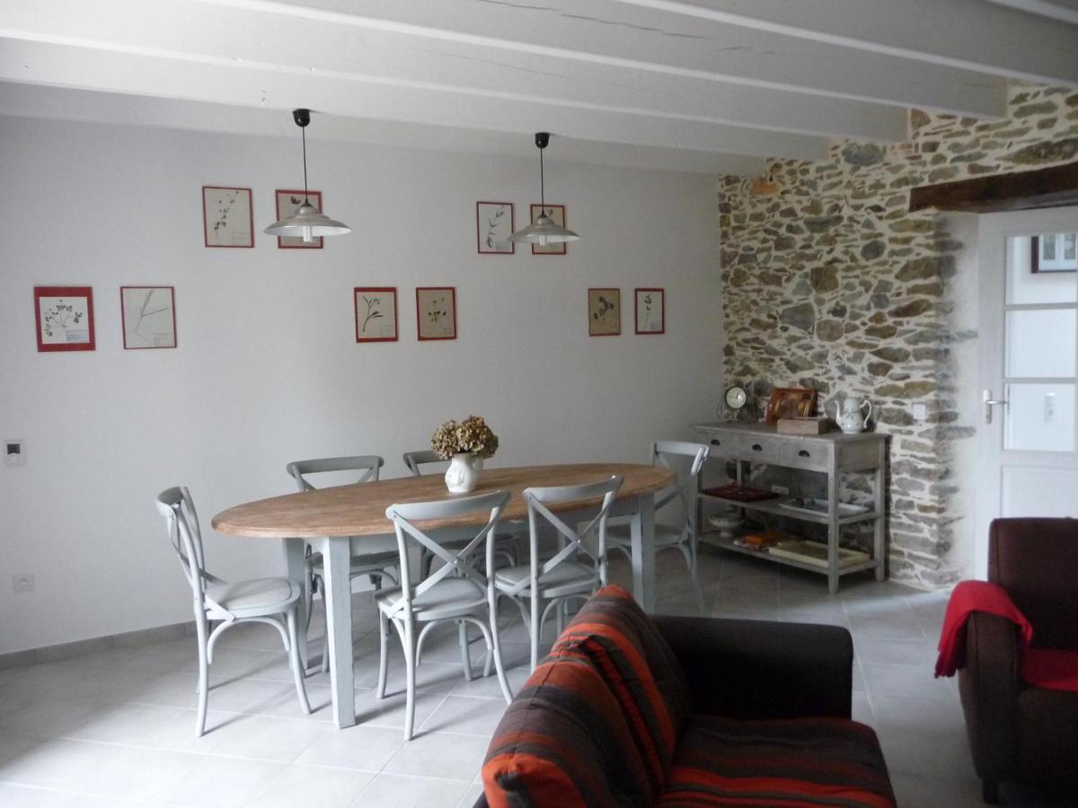Chambres d'hôtes La Charrière Cheffois Esterno foto